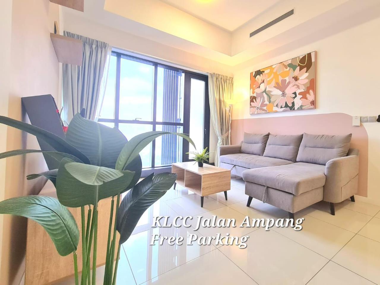 M Service Klcc * Kuala Lumpur